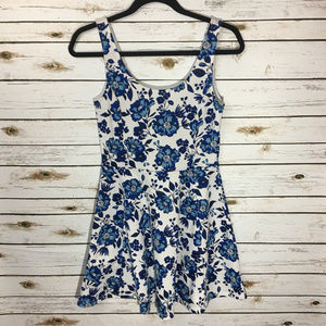 H&M Jesery Divided Blue and White Floral Dress